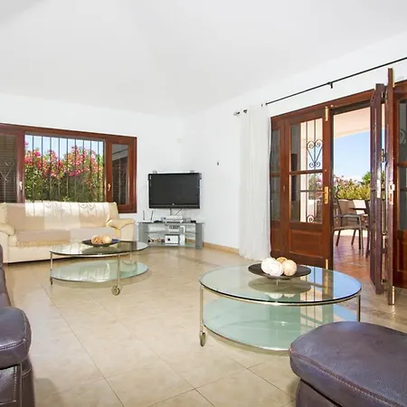 Playa Blanca Sleeps 12 Pool Wifi Villa *
