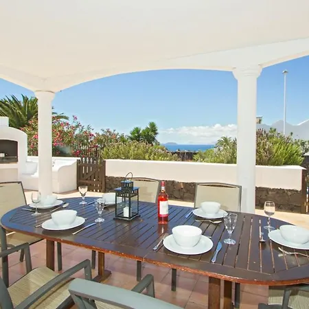 Playa Blanca Sleeps 12 Pool Wifi Βίλα Πλάγια Μπλάνκα
